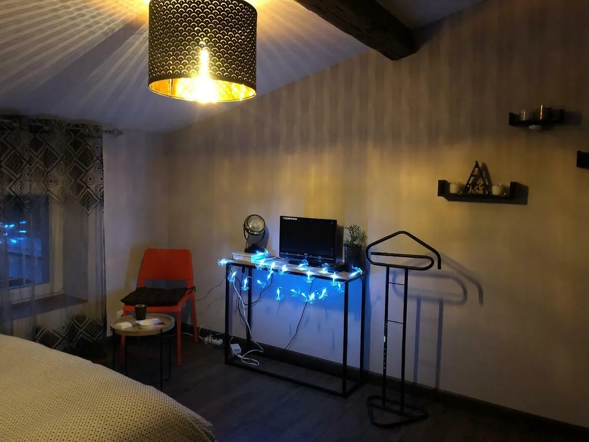 Communay Gablys Chambres Privatunterkunft